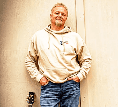 Davis Daniel's Triumphant Return: New Music, Texas Honky-Tonks, and a Bold 2025 Comeback!