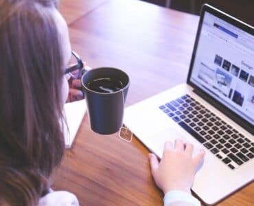 Why Do Musicians Need a Website to Sell Music?