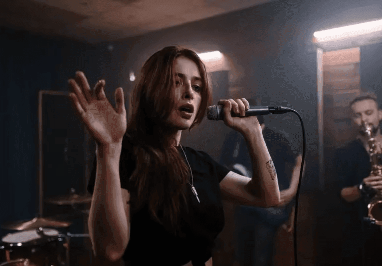 Secrets to Writing Catchy Hooks That Stick